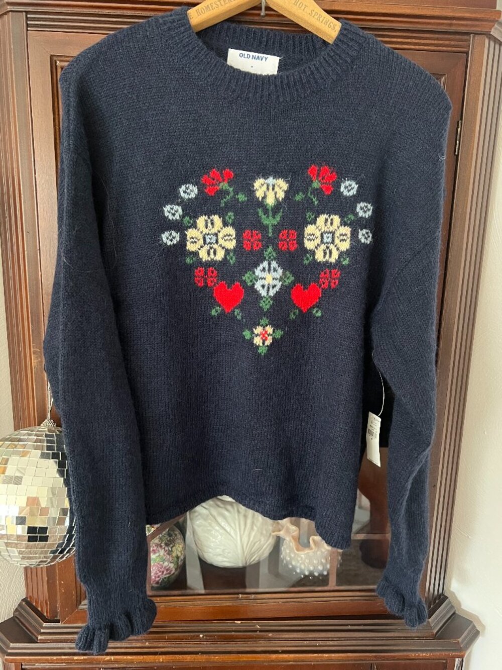 NWT Old Navy Navy Folk Floral Heart Crewneck Sweater Medium Ruffle Cuff Cozy